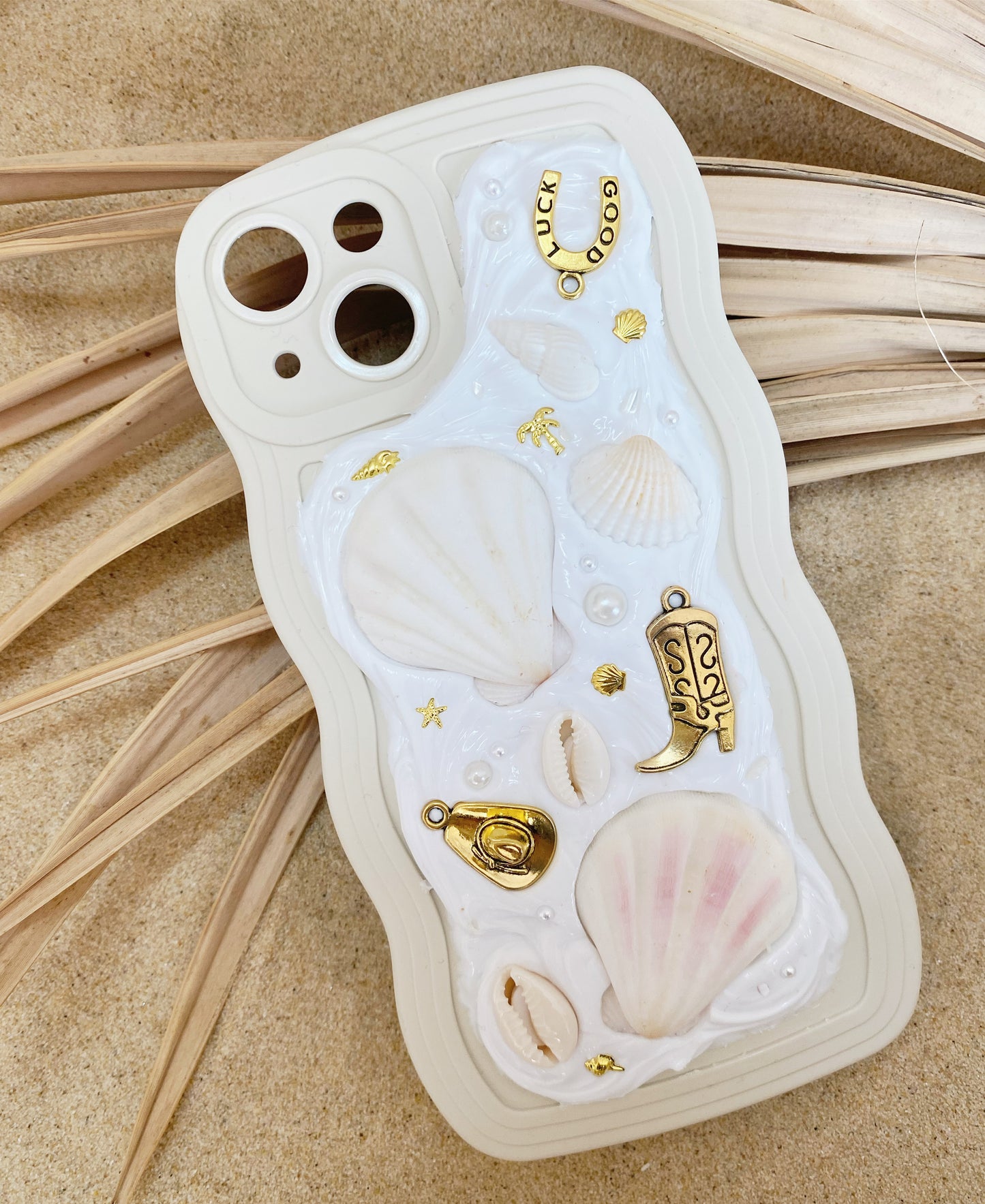 Coastal Cowgirl ~ Shell Phone Case